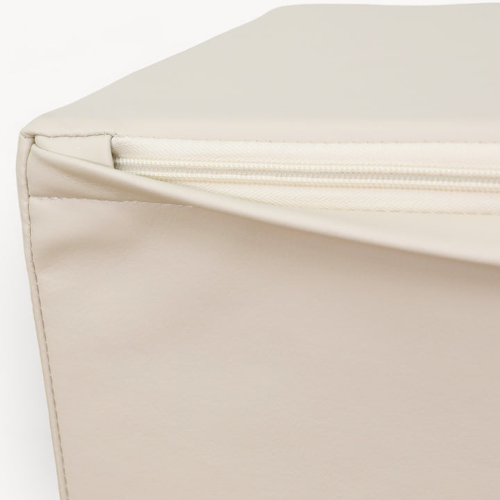 ROTE STAPELBLOKKEN BEIGE  Detail SAND HENVAE